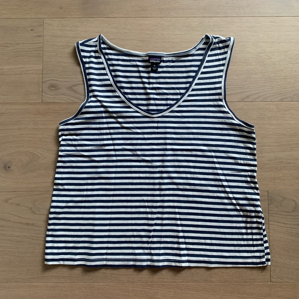 Patagonia Cropped Nautical Tank Womens M Navy White Striped Coastal Marine Top
